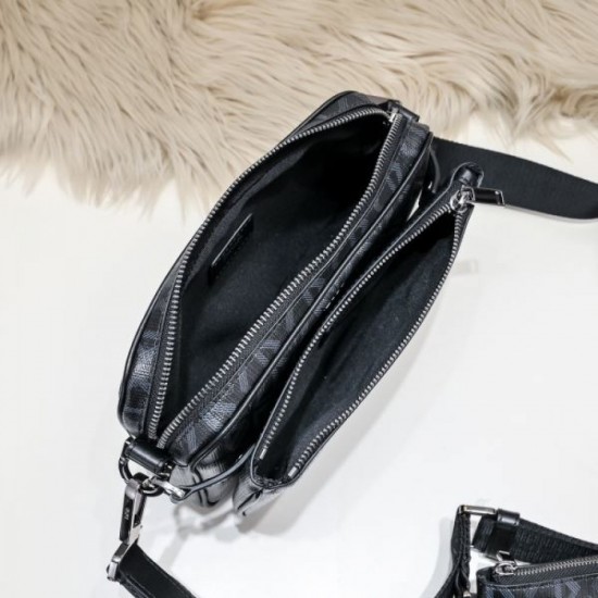 2024FW Shoulder bag DIOR Dior continues to be popular Limited item 2024FW Shoulder bag DIOR Dior continues to be popular Limited item