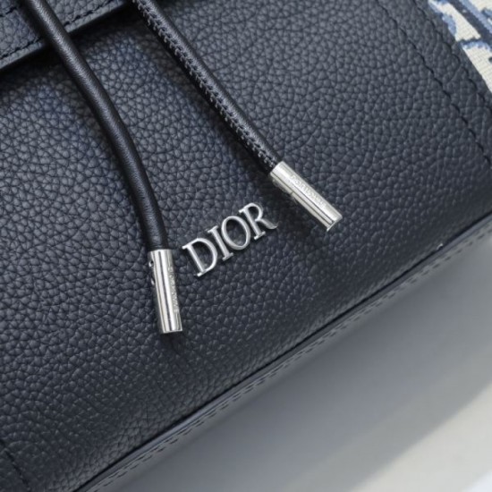 2024FW Backpack DIOR Dior Fans flock to the new fall item 2024FW Backpack DIOR Dior Fans flock to the new fall item