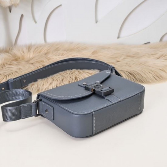 2024FW Shoulder Bag DIOR Dior Emergency Sale at Surprising Price 2024FW Shoulder Bag DIOR Dior Emergency Sale at Surprising Price