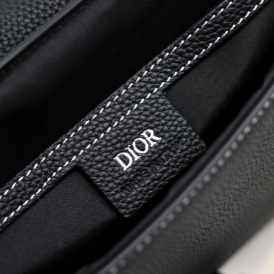 2024FW Clutch bag DIOR Dior winter color not available in Japan 2024FW Clutch bag DIOR Dior winter color not available in Japan