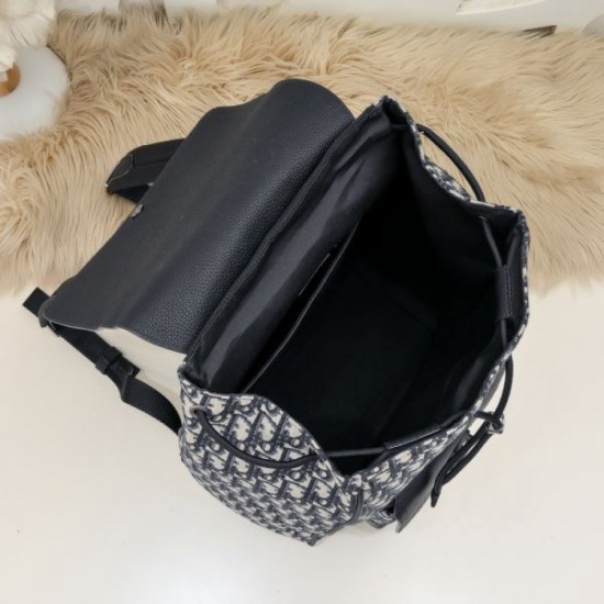 2024FW Backpack DIOR Dior Item with perfect presence 2024FW Backpack DIOR Dior Item with perfect presence