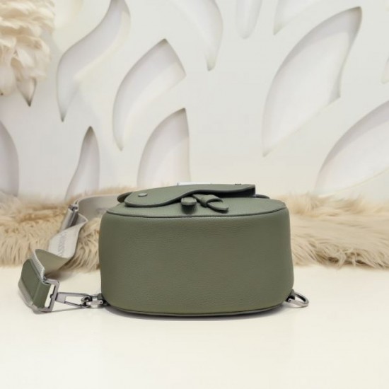 2024FW Chest Bag DIOR Great for changing seasons 2024FW Chest Bag DIOR Great for changing seasons