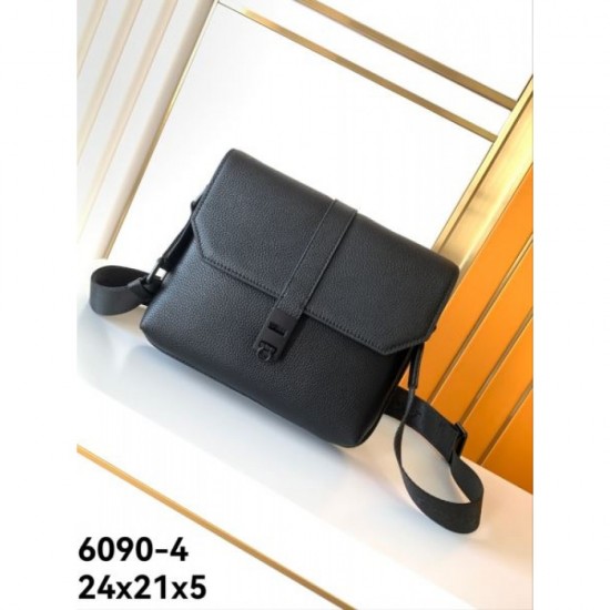 2024FW Shoulder bag FERRAGAMO Salvatore Ferragamo 100% new 2024FW Shoulder bag FERRAGAMO Salvatore Ferragamo 100% new