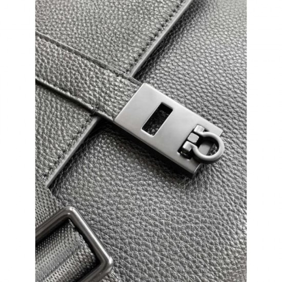 2024FW Shoulder bag FERRAGAMO Salvatore Ferragamo 100% new 2024FW Shoulder bag FERRAGAMO Salvatore Ferragamo 100% new