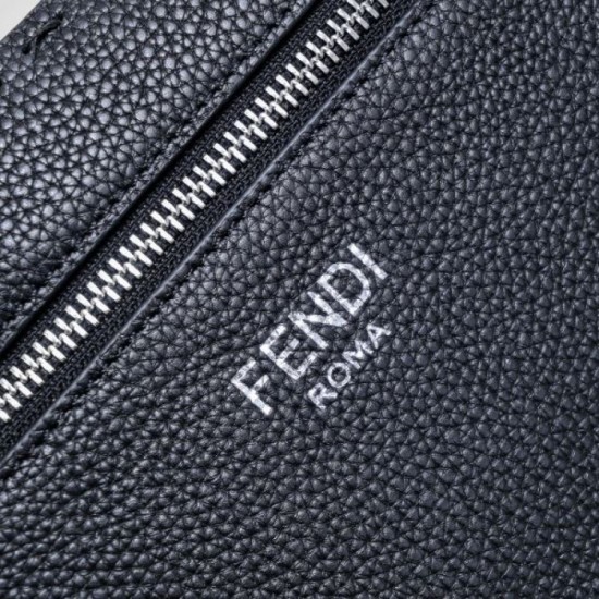 2024SS Recommended item for daily use FENDI clutch bag 2024SS Recommended item for daily use FENDI clutch bag