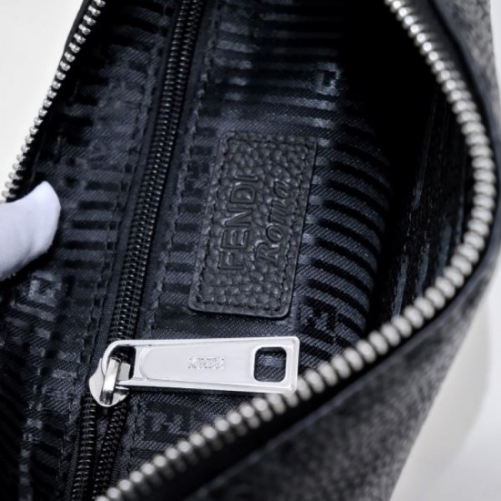 2024SS Recommended item for daily use FENDI clutch bag 2024SS Recommended item for daily use FENDI clutch bag