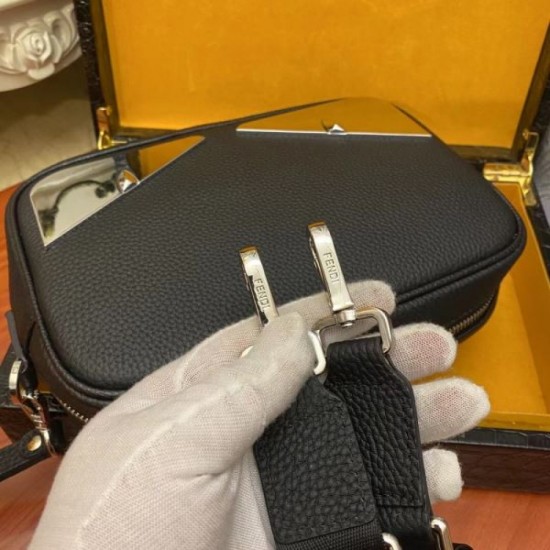 2024SS new products suddenly reduced in price! FENDI shoulder bag 2024SS new products suddenly reduced in price! FENDI shoulder bag