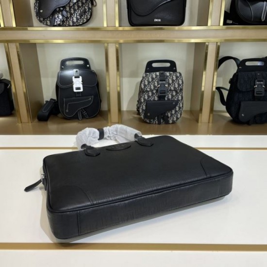 2024FW Briefcase FENDI Urban style 2024FW Briefcase FENDI Urban style