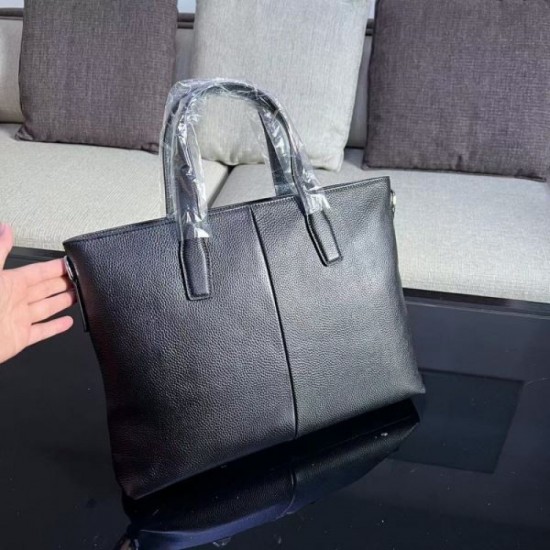 2024SS A must-see for those who missed out on this season! GUCCI Gucci Briefcase 2024SS A must-see for those who missed out on this season! GUCCI Gucci Briefcase