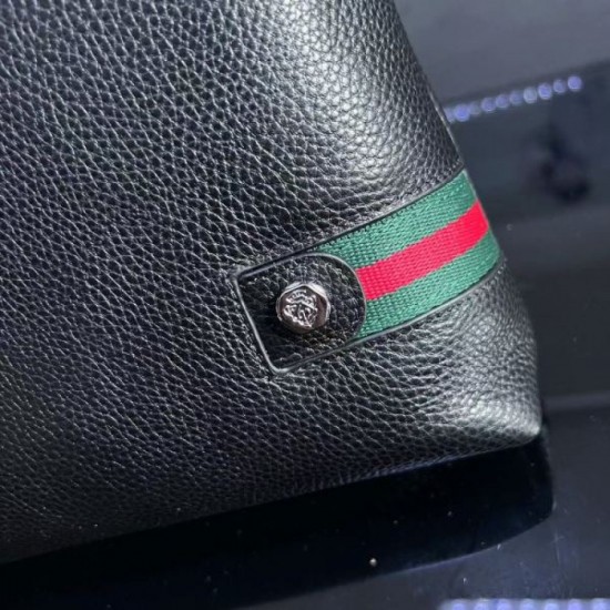 2024SS A must-see for those who missed out on this season! GUCCI Gucci Briefcase 2024SS A must-see for those who missed out on this season! GUCCI Gucci Briefcase