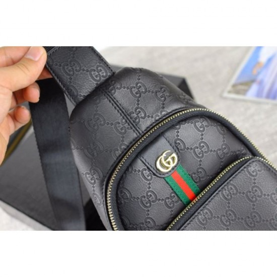 2024SS Popular item in magazines and on the street GUCCI Gucci chest bag 2024SS Popular item in magazines and on the street GUCCI Gucci chest bag