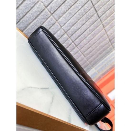 2024FW Briefcase GUCCI Gucci Limited item delivered from overseas 2024FW Briefcase GUCCI Gucci Limited item delivered from overseas