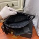 2024FW Clutch bag GUCCI Gucci The perfect item for fall 2024FW Clutch bag GUCCI Gucci The perfect item for fall
