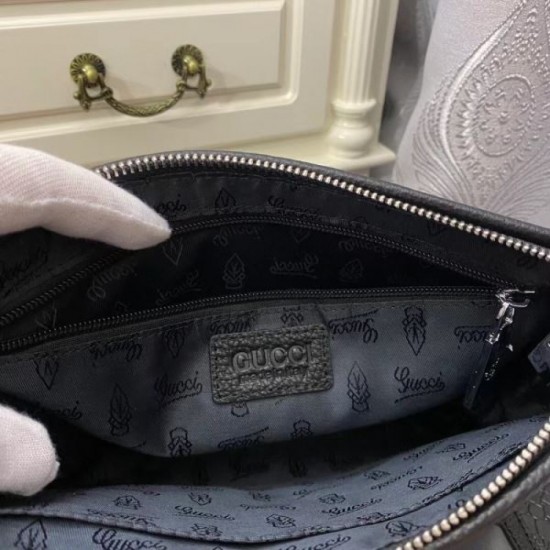 2024FW Clutch bag GUCCI Gucci The perfect item for fall 2024FW Clutch bag GUCCI Gucci The perfect item for fall