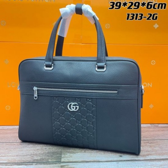 2024FW Briefcase GUCCI Gucci Feels elegantly wintery 2024FW Briefcase GUCCI Gucci Feels elegantly wintery