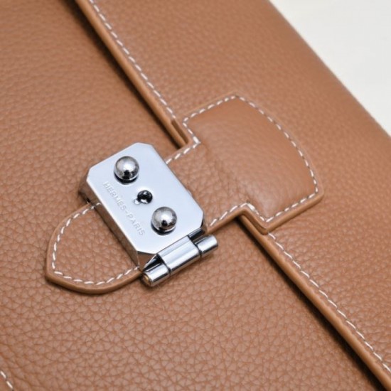 2024SS Only 1 item available! VIP Customer Sale HERMES Clutch Bag 2024SS Only 1 item available! VIP Customer Sale HERMES Clutch Bag