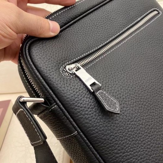 2024SS HERMES shoulder bag that exudes a mature impression 2024SS HERMES shoulder bag that exudes a mature impression