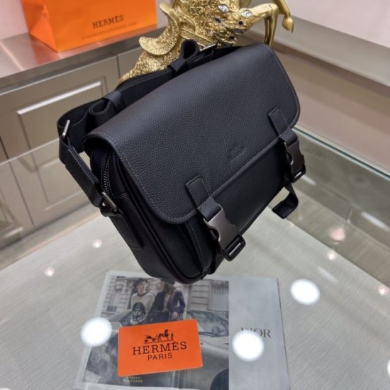 2024FW Shoulder Bag HERMES Clean Silhouette 2024FW Shoulder Bag HERMES Clean Silhouette
