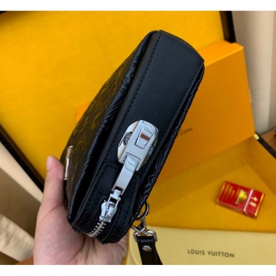 2024SS Lowest Price New LOUIS VUITTON Louis Vuitton Clutch Bag 2024SS Lowest Price New LOUIS VUITTON Louis Vuitton Clutch Bag