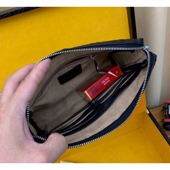 2024SS Lowest Price New LOUIS VUITTON Louis Vuitton Clutch Bag 2024SS Lowest Price New LOUIS VUITTON Louis Vuitton Clutch Bag