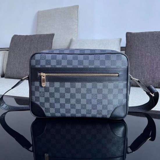 2024SS Latest Item LOUIS VUITTON Shoulder Bag 2024SS Latest Item LOUIS VUITTON Shoulder Bag