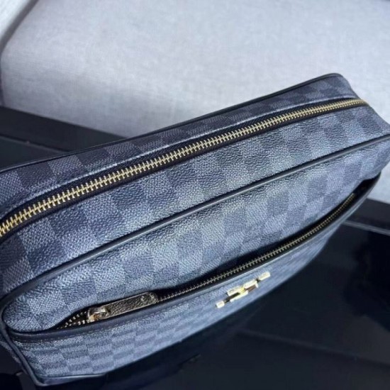 2024SS Latest Item LOUIS VUITTON Shoulder Bag 2024SS Latest Item LOUIS VUITTON Shoulder Bag
