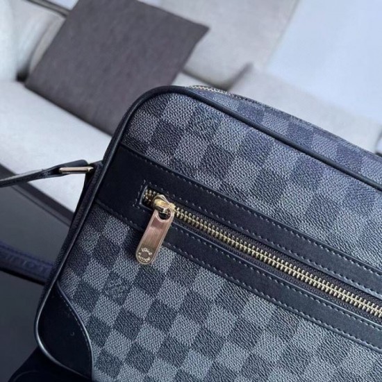2024SS Latest Item LOUIS VUITTON Shoulder Bag 2024SS Latest Item LOUIS VUITTON Shoulder Bag