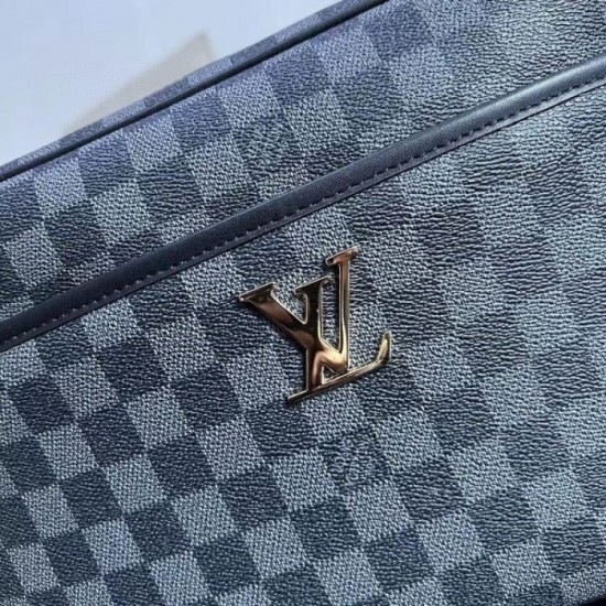 2024SS Latest Item LOUIS VUITTON Shoulder Bag 2024SS Latest Item LOUIS VUITTON Shoulder Bag