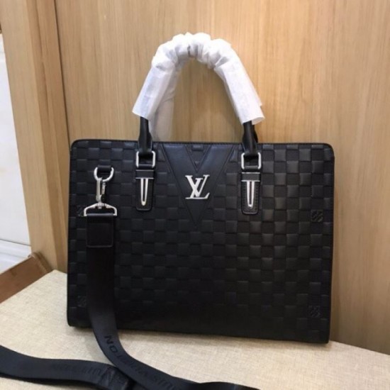 2024SS Stylish with just one LOUIS VUITTON Briefcase 2024SS Stylish with just one LOUIS VUITTON Briefcase