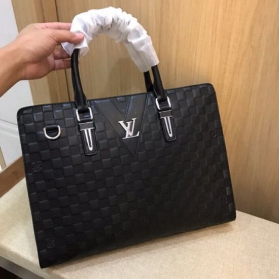 2024SS Stylish with just one LOUIS VUITTON Briefcase 2024SS Stylish with just one LOUIS VUITTON Briefcase