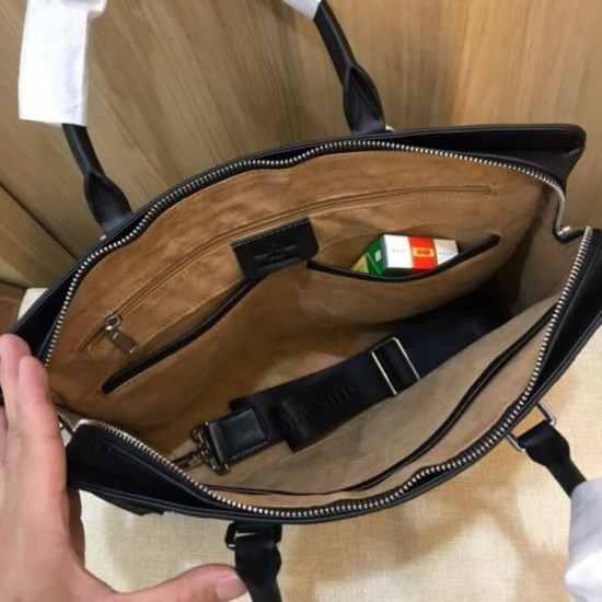 2024SS Stylish with just one LOUIS VUITTON Briefcase 2024SS Stylish with just one LOUIS VUITTON Briefcase