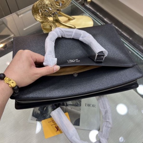 2024SS Lowest price popular item LOUIS VUITTON Louis Vuitton briefcase 2024SS Lowest price popular item LOUIS VUITTON Louis Vuitton briefcase