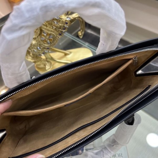 2024FW Briefcase LOUIS VUITTON Latest and guaranteed to be sold out 2024FW Briefcase LOUIS VUITTON Latest and guaranteed to be sold out