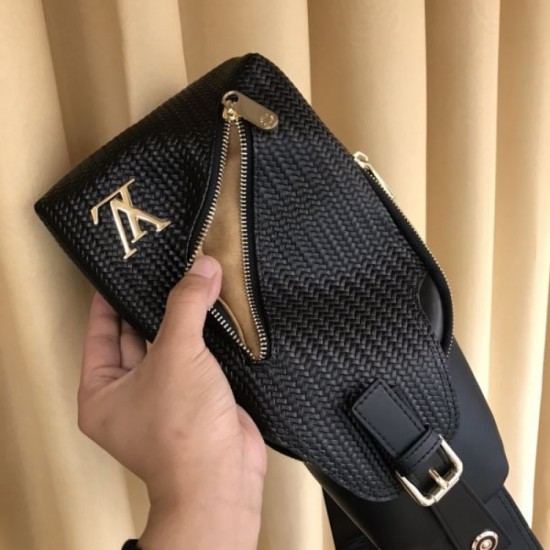 2024FW Chest Bag LOUIS VUITTON Popular Gift 2024FW Chest Bag LOUIS VUITTON Popular Gift