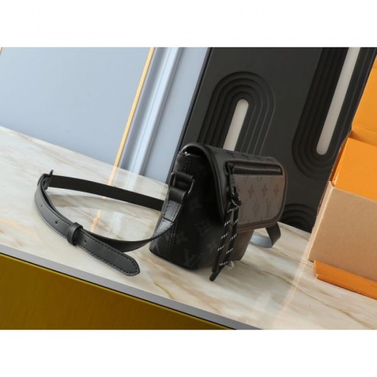 2024FW Shoulder Bag LOUIS VUITTON Louis Vuitton Super Essential Item 2024FW Shoulder Bag LOUIS VUITTON Louis Vuitton Super Essential Item