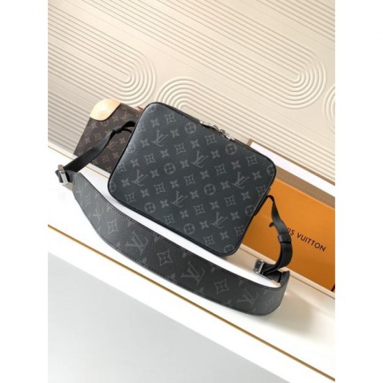 2024FW Shoulder bag LOUIS VUITTON Stylish impression 2024FW Shoulder bag LOUIS VUITTON Stylish impression