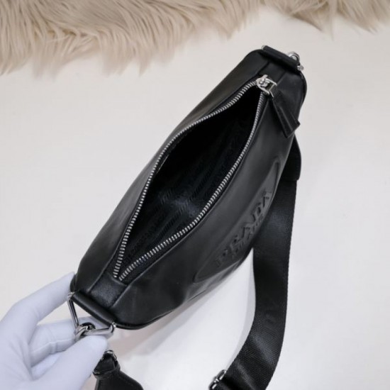 2024SS Casual Outfit PRADA Shoulder Bag 2024SS Casual Outfit PRADA Shoulder Bag