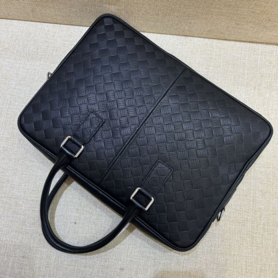2024SS PRADA briefcase that gives you a cool impression 2024SS PRADA briefcase that gives you a cool impression