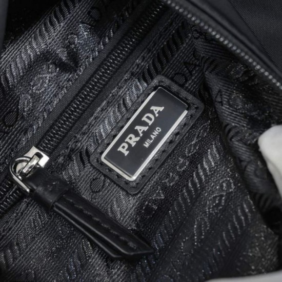 2024SS Minimum 1 week Not released in Japan PRADA Prada chest bag 2024SS Minimum 1 week Not released in Japan PRADA Prada chest bag