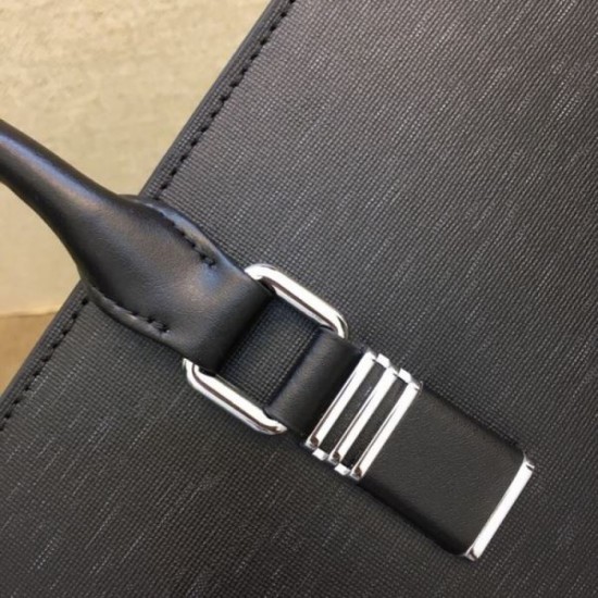 2024FW Briefcase PRADA Fashionable people love it! 2024FW Briefcase PRADA Fashionable people love it!