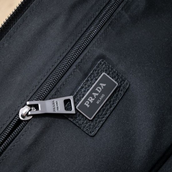 2024FW Briefcase PRADA Prada has a strong presence every season 2024FW Briefcase PRADA Prada has a strong presence every season