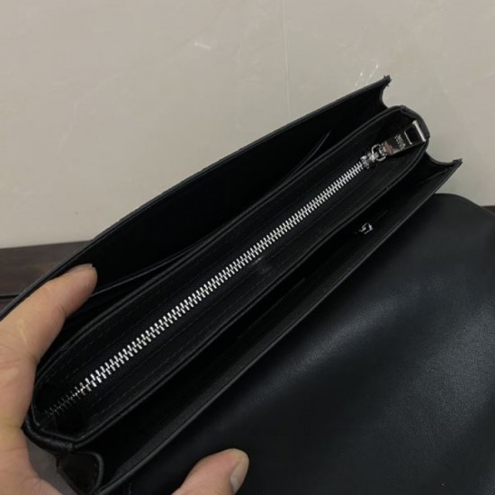 2024FW clutch bag PRADA Prada new product that is extremely popular 2024FW clutch bag PRADA Prada new product that is extremely popular