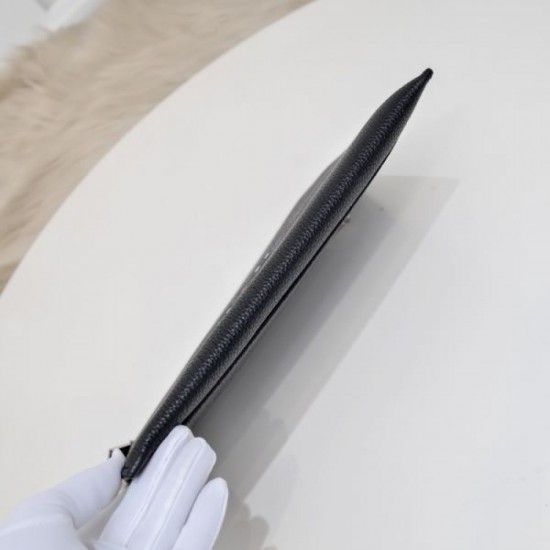2024FW Clutch Bag PRADA This is the one for this fall 2024FW Clutch Bag PRADA This is the one for this fall
