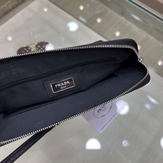 2024FW Clutch bag PRADA Tops to watch this fall/winter 2024FW Clutch bag PRADA Tops to watch this fall/winter