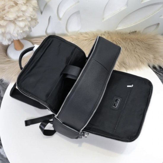 2024FW Backpack PRADA A must-have item for fall 2024FW Backpack PRADA A must-have item for fall