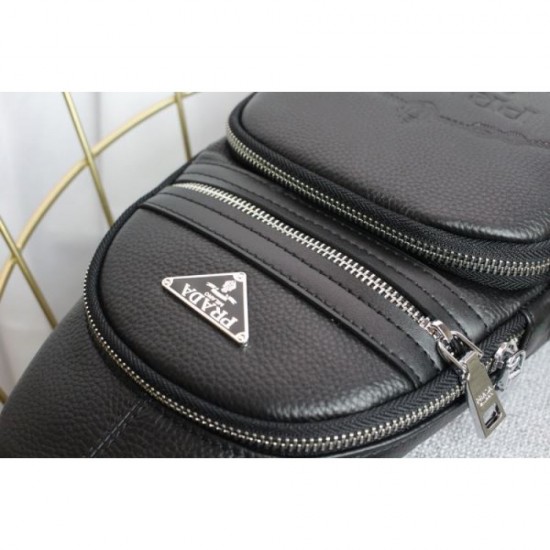 2024FW Chest Bag PRADA This season's brand 2024FW Chest Bag PRADA This season's brand