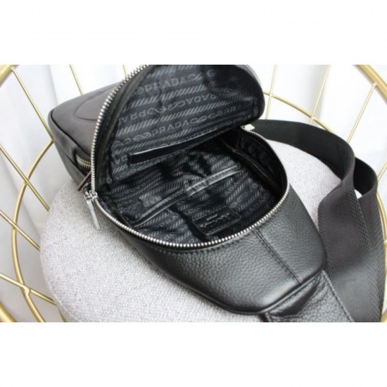 2024FW Chest Bag PRADA This season's brand 2024FW Chest Bag PRADA This season's brand