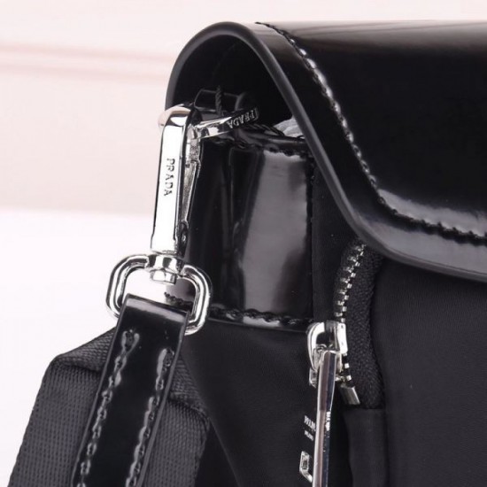 2024FW Shoulder Bag PRADA Popular item for fall/winter 2024FW Shoulder Bag PRADA Popular item for fall/winter