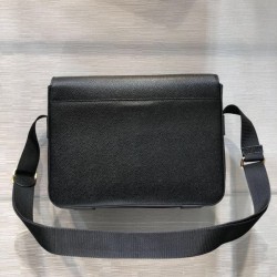 2024SS I want it now THOM BROWNE shoulder bag