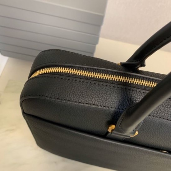 2024SS coordination main character THOM BROWNE briefcase 2024SS coordination main character THOM BROWNE briefcase